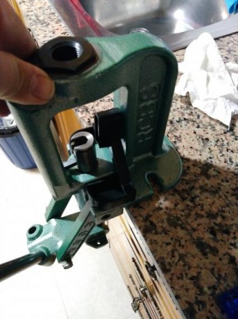 Vendo mi  prensa por dejar la recarga. 00