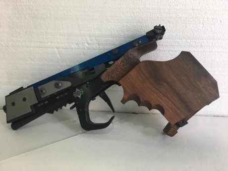 Buenas tardes,dejo el tiro y voy a vender todas las armas de las que dispongo,todas funcionan a la perfección 40