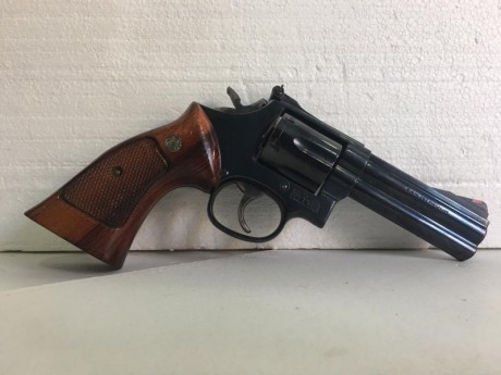 Buenas tardes,dejo el tiro y voy a vender todas las armas de las que dispongo,todas funcionan a la perfección 60