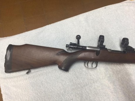 Un compañero me pide ayuda para poner este anuncio.
Vendo Fusil Mauser calibre 300 WM con monturas y anillas 01