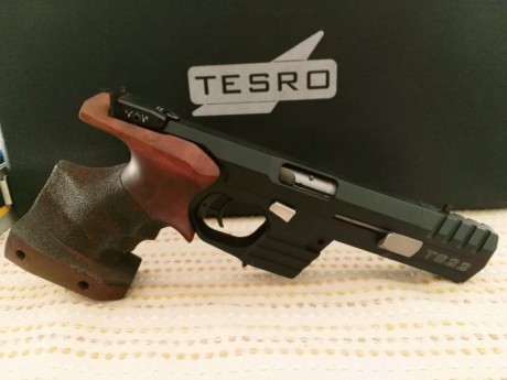Vendo esta magnifica pistola Marca Tesro, con muy poco uso, es el ultimo modelo. Serie 3. Del calibre 00