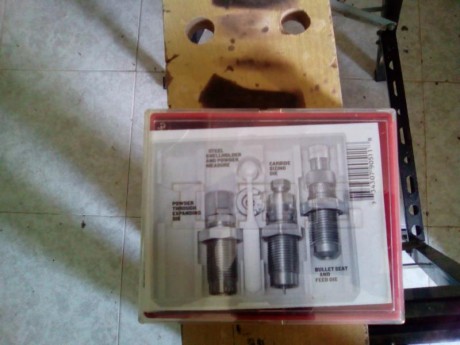 Buenos días, para venta o cambio. Por error adquirí dies lee .357 cuando lo que necesitaba eran .38 spl 02