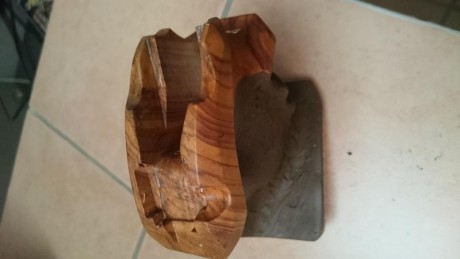 Buenas, vendo cacha mediana para pistola Match Guns MG2E, en olivo, totalmente nueva, hecha por Tamargo.
155 02