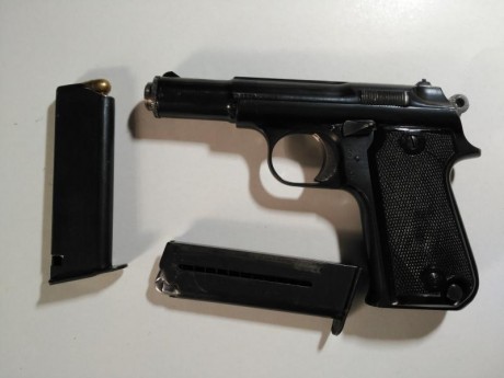 Buenas tardes vendo una pistola Astra 4000 Falcon del 9 corto, está como nueva en los último 12 años solo 01