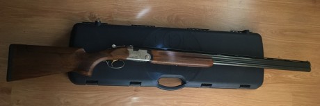 Vendo Beretta 686 E-trap con culata para zurdo y lomo regulable, calibre 12, cañones de 1* y 2*, seminueva 02