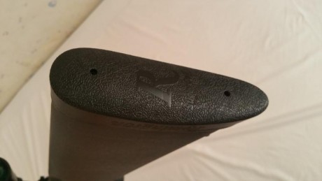 Se venderifle de cerrojo Remington  modelo Seven Youth 243,el más corto y ligero con sólo 2'6kg de peso,es 02