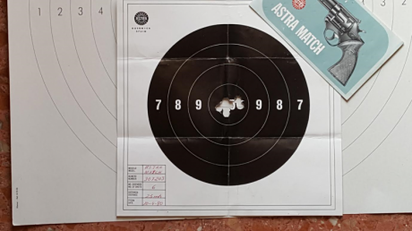 Se vende este magnífico revólver, se trata de un ASTRA la versión MATCH de competición de simple acción 10
