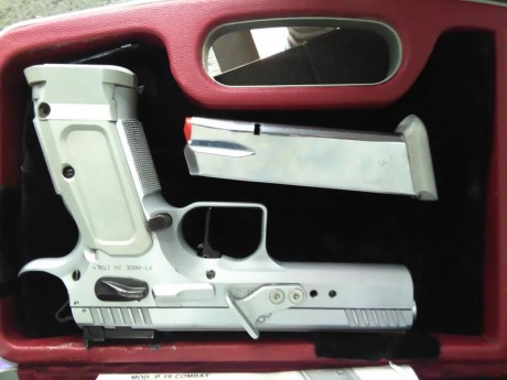 Vendo pistola Tanfoglio Stock, funcionando perfectamente, por 550€. También:
DPM Tanfoglio Stock, limited..por 60