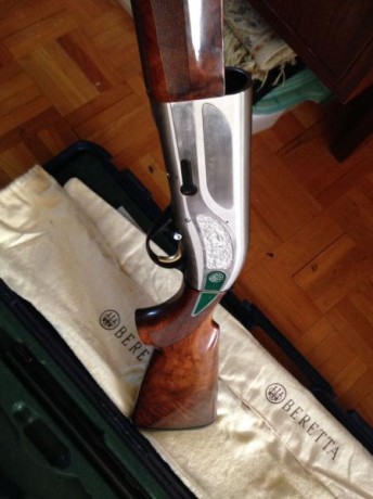 Vendo impecable beretta al391 tecknys stonecoat gold, lágrima verde. muy pocos tiros. maderas y pavon 01
