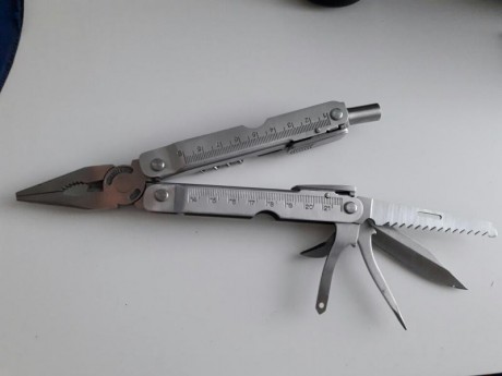multiherramientas acero inox 2cr marca Baladéo, 12 usos, Alicates de punta delgada, corta alambres, prensa 12