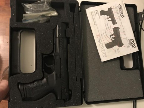 Vendo pistola walther T22 cañón largo. Poco uso. Ideal tiro deportivo. Zona lerida. Tel 607274750 . 00
