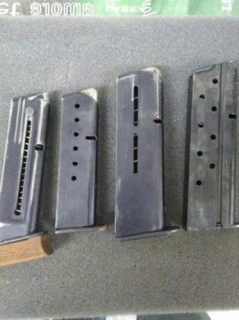 Muelles c/guía GLOCK(origen)(2)....….........20€
Tapilla cargador GLOCK (origen).................10€
Reten 01