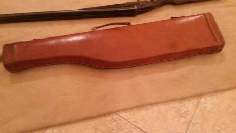 Vendo escopeta Victor Sarasqueta modelo 208, cañones de 70ctms. de acero Bristadarun, muy grabada, gatillo 10