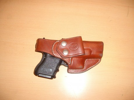 Pues esa es la duda, ¿Glock 26 o 19? La diferencia es muy grande de tamaño entre ellas para el porte de 120