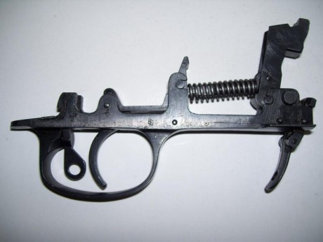 Hola
vendo este conjunto de disparo para el fusil Ruso Tokarev SVT 40 del 7,62x54 R

precio 62 euros , 02