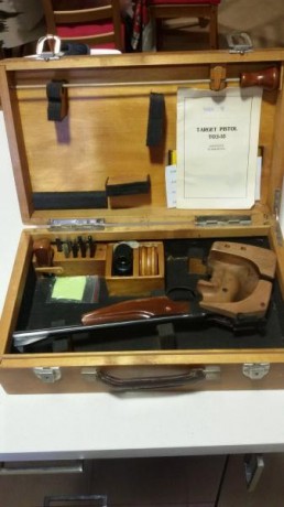 Vendo Pistola Libre Toz-35 con cacha Morini Talla-M. Incluye maletín original con todos sus accesorios. 01