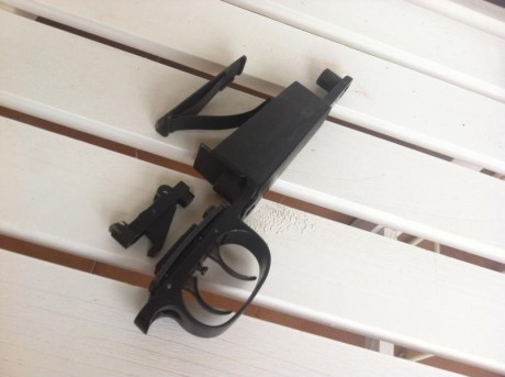 Vendo un conjunto de disparador de "pelo" alemán para K98. El conjunto consta de lo que se ve 11