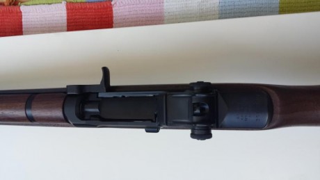 Vendo M1 Garand Springfield armory del año 1945, calibre 30-06, con muchos extras.

Totalmente impecable, 32