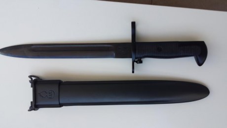 Vendo M1 Garand Springfield armory del año 1945, calibre 30-06, con muchos extras.

Totalmente impecable, 82