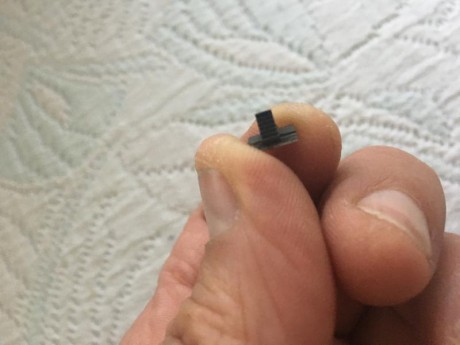 Vendo punto de mira original es el de serie
de pistola  Infinity Scepter
Precio 25 €
Tengo este tambien 01