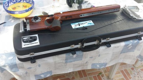 Buenos días:

Pongo este anuncio en nombre de mi gran amigo Antonio, vende un montón de accesorios para 01