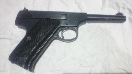 Hola a todos un amigo vende dos pistolas del 22,una es una star fr22 en buen estado con un cargador,la 00
