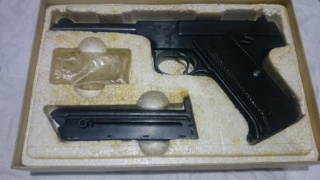 Hola a todos un amigo vende dos pistolas del 22,una es una star fr22 en buen estado con un cargador,la 11
