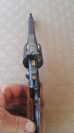 Pues por falta de uso habra que buscarle nuevo propietario esta en muy buen estado de uso y guiado en 02