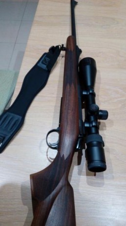 Rifle con un año, solo sacado para un rececho, tiros totales 11 incluido su graduacion, calibre 7mm r.m. 01