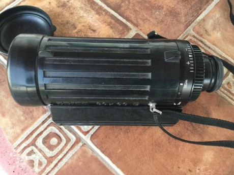 Se trata de un magnifico visor terrestre Carl Zeiss catadrioptico ( espejo interior que reduce a la mitad 02