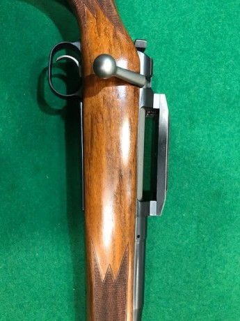 Vendo Rifle Mauser M03 cal. 30.06, en muy buen estado, incluye montura de carril y visor Zeiss Diavari 31