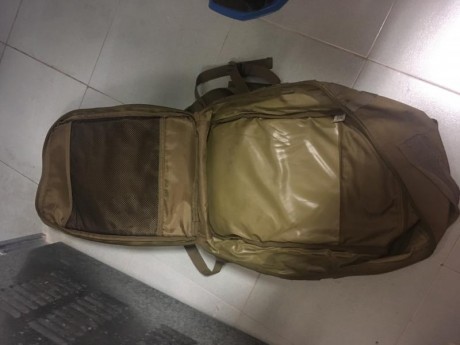 Vendo mochila miltec color verde de 36l . En perfecto estado. La use hasta que me hice con una range bag 00