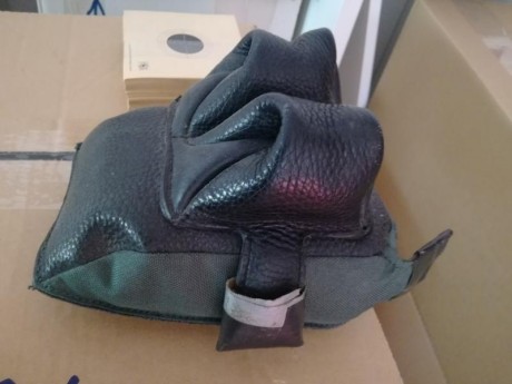 Se vende el saco de tiro de la foto.
Precio 20€ con gastos de envío a la península. 02