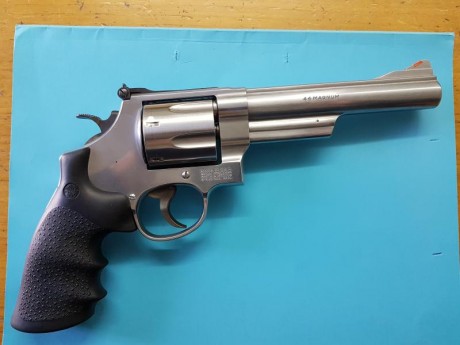 Un amigo, peleado con la informática, me encarga que ponga a la venta un arma dificil de conseguir, es 02