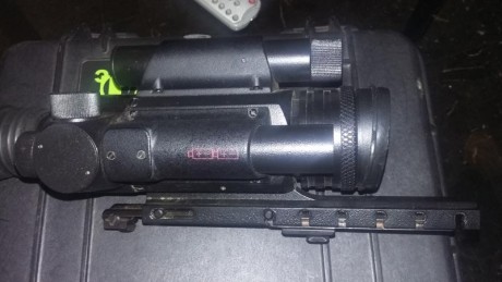 Vendo visor nocturno ATN, modelo Aries  MK6600, 4x60 aumentos. Precio nuevo 2500 euros. Semi nuevo. Precio 01