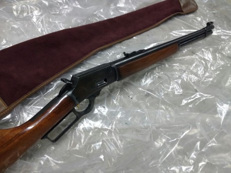 Me piden que ponga este anuncio.

Es un Marlin en calibre 44mag con algun roce en maderas y metal tipico 00
