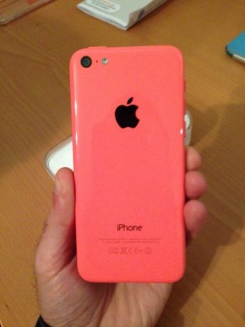 Cambio movil iphone 5 C color rosa es libre 16 gb y una katana de cold steel acero carbono 1055 muy afilada 02