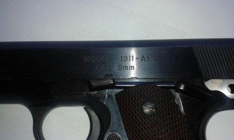 pistola modelo 1911-A1 9mm parabellum Springfield con un cargador y estuche original.
Estado excelente 00