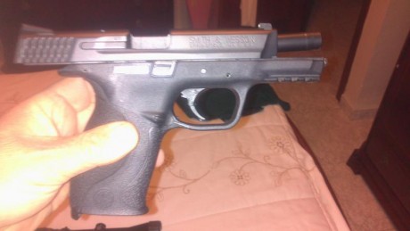 Precio de la pistola 250€ 00