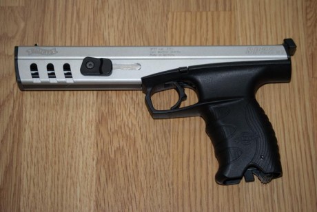 Vendo Walther SP 22 M 2 cañon de 6 pulgadas
Pocos tiros
Calibre 22 Lr
Guiada en F
Precio 100 € portes 00