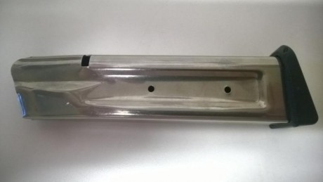 VENDIDO! 
Vendo Cargador Original INFINITY de 140MM. sin apenas uso, perfecto estado.
Long (140mm length) 00