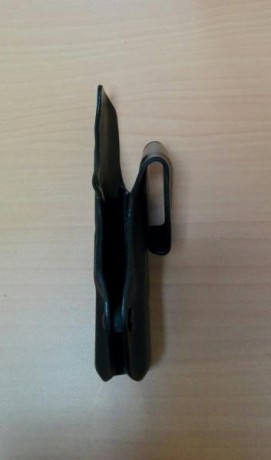 En venta funda kydex negro, grosor 2,5mm. Para pistola Walther PPS. Traída de USA, a estrenar. Muy ligera, 02