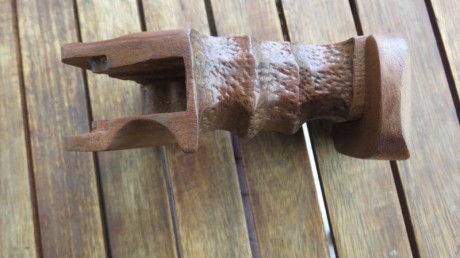 Vendo cacha anatómica para pistola HAMMERLI 280 talla M/L o incluso menos ya que es regulable yo tengo 00