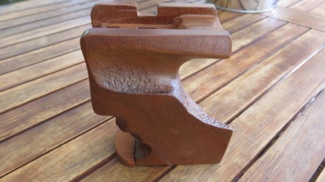 Vendo cacha anatómica para pistola HAMMERLI 280 talla M/L o incluso menos ya que es regulable yo tengo 10