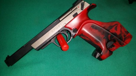 Vendo pistola Hammerli X esse sport prácticamente nueva, no ha tirado más de dos cajas de munición esta 02