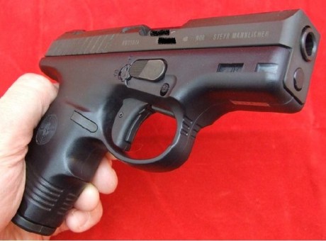 VENDO STEYR S6 EN 175€ GUIADA EN F, CON DOS CARGADORES DE 1O, MALETÍN ORIGINAL ,FUNDA FOBUS  EL ARMA ESTA 00