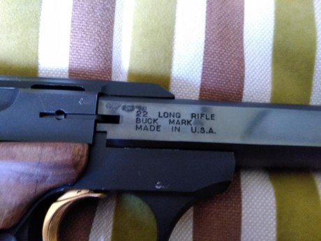 Por dejar tiro vendo todas mis BuckMark calibre .22lr con estuche original y empuñadura original así como 20