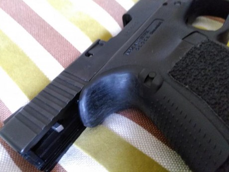 Por dejar tiro vendo todas mis BuckMark calibre .22lr con estuche original y empuñadura original así como 50