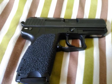 Por dejar tiro vendo todas mis BuckMark calibre .22lr con estuche original y empuñadura original así como 61