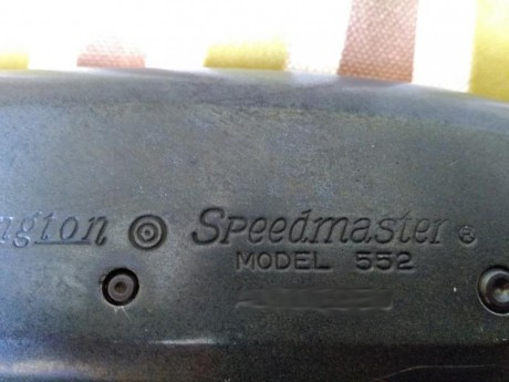 Vendo carabina Remington 552 Speedmaster semiautomática. Puede disparar sin interrupciones munición .22short, 00